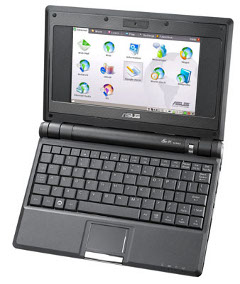 O Asus EEE foi dos primeiros modelos de miniportátil en popularizarse